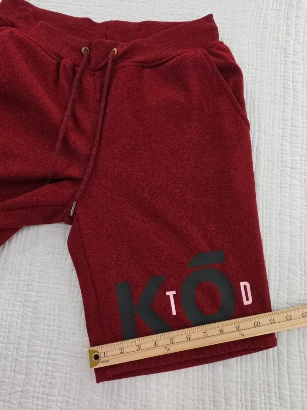 Ecko Unltd. Fleece Shorts Mens M (32-34) Maroon 10